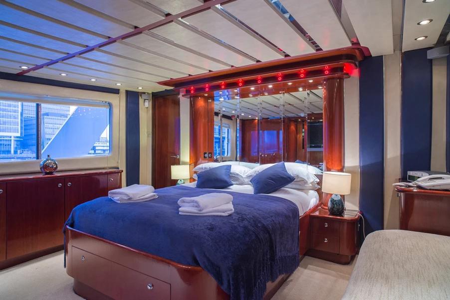 Absolute Pleasure Yacht Hotell London Eksteriør bilde